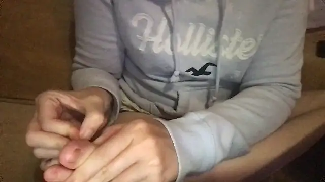 Snapshot of ashleighpink chatting on September 10, 1:04 am ashleighpink online show from September 10, 1:04 am