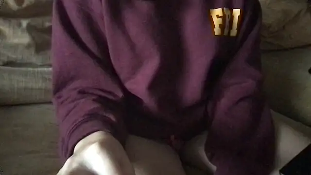 Snapshot of ashleighpink chatting on October 27, 2:18 pm ashleighpink online show from October 27, 2:18 pm