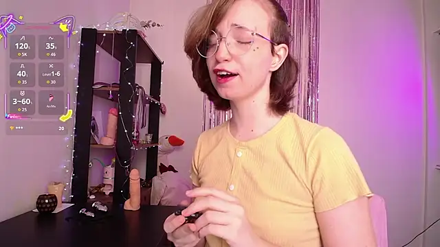 Elise Nyx online show from February 12, 6:18 pm