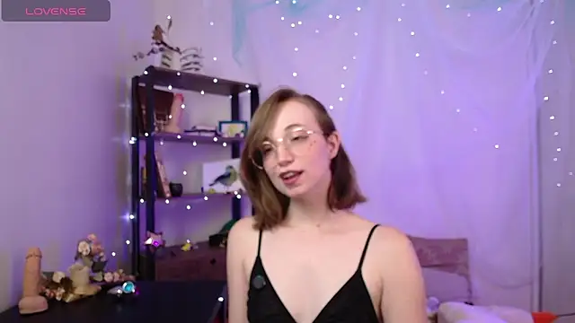 Elise Nyx online show from March 24, 6:52 pm