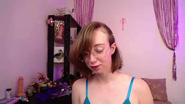 Elise Nyx online show from March 12, 1:37 pm