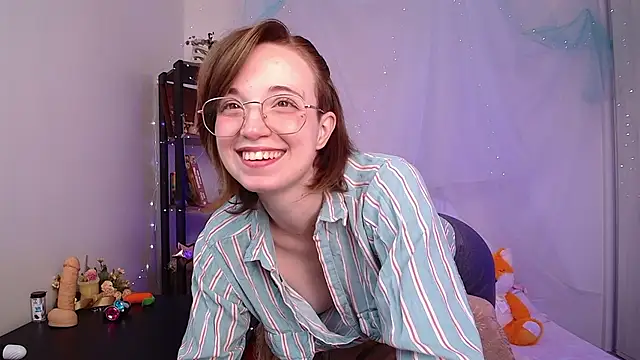 Elise Nyx online show from May 12, 11:38 am