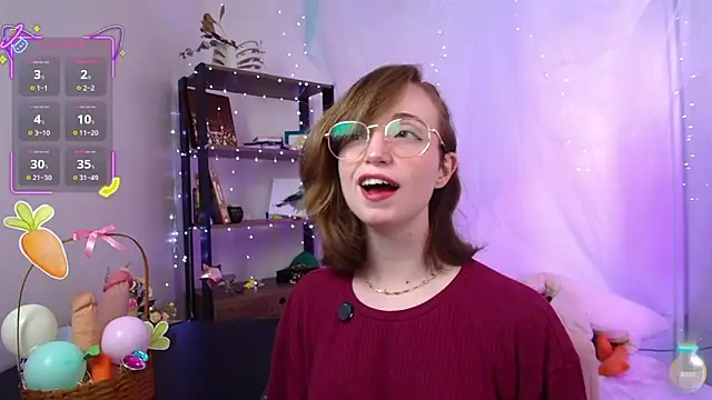 Elise Nyx online show from April 2, 5:30 pm