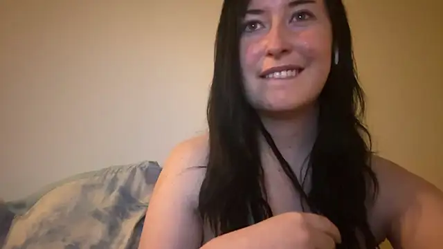 ashisscene online show from April 5, 7:31 pm