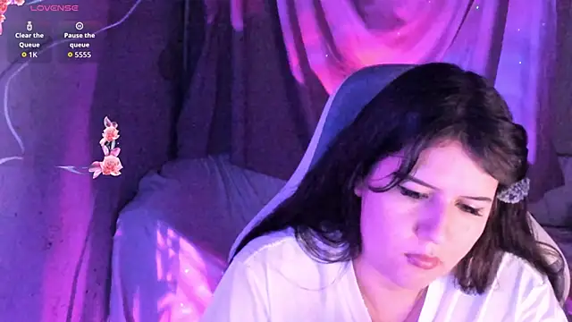 Snapshot of brii69 chatting on October 19, 5:21 am brii69 online show from October 19, 5:21 am