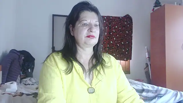 ExtasyMature online show from April 17, 5:10 am