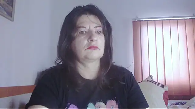 ExtasyMature online show from October 17, 5:44 am