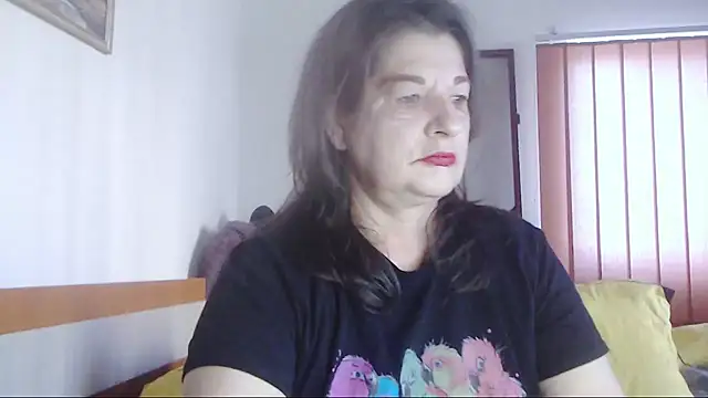 ExtasyMature online show from October 25, 7:18 am