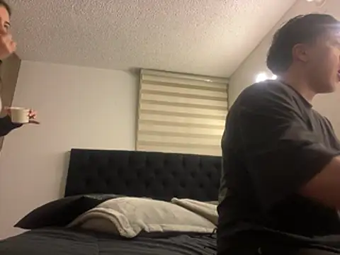 DesireLuxe online show from February 9, 9:18 am