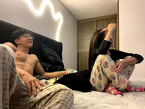 DesireLuxe online show from October 1, 5:56 am