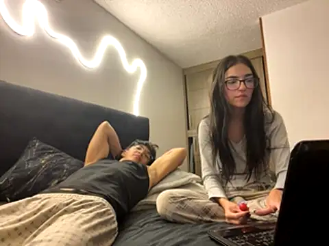 DesireLuxe online show from October 17, 6:39 am