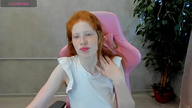 Snapshot of Sandra_Wi1son chatting on March 14, 5:27 am Sandra Wi1son online show from March 14, 5:27 am