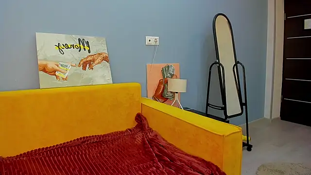 Sandra Wi1son online show from February 24, 1:39 am