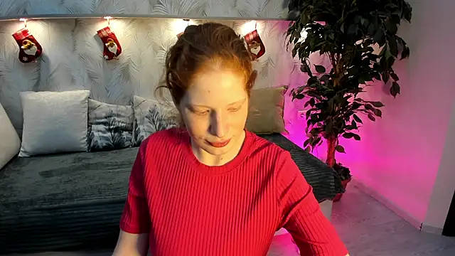 Sandra Wi1son online show from December 20, 6:05 am