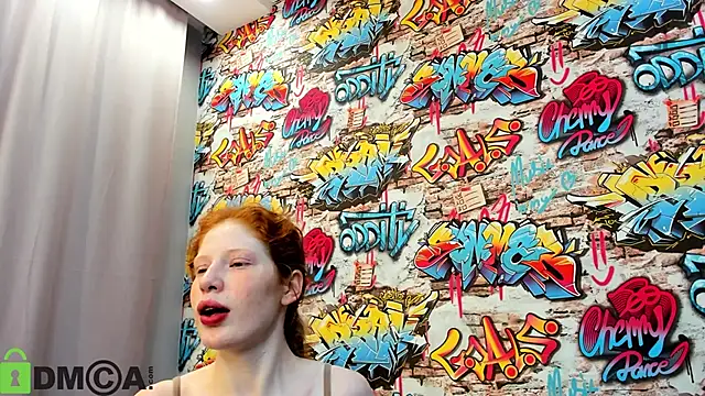 Sandra Wi1son online show from October 30, 1:26 am