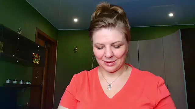 VeronikawGold online show from May 16, 11:20 am