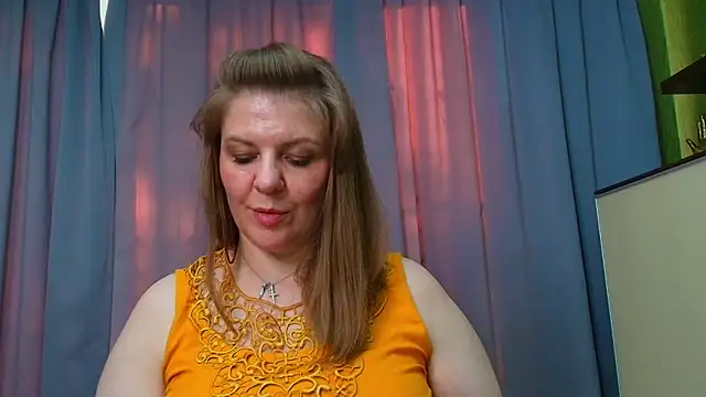 VeronikawGold online show from May 7, 5:11 am