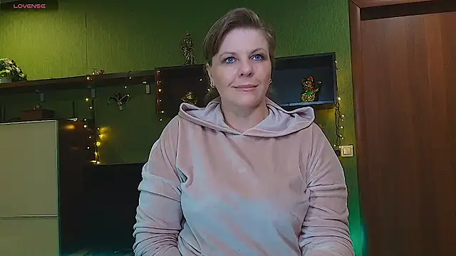 VeronikawGold online show from March 17, 9:29 pm