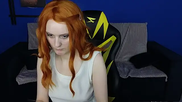 Snapshot of KristinMoore chatting on March 2, 12:14 pm KristinMoore online show from March 2, 12:14 pm