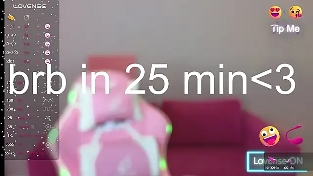 Snapshot of KristinMoore chatting on March 19, 12:23 pm KristinMoore online show from March 19, 12:23 pm