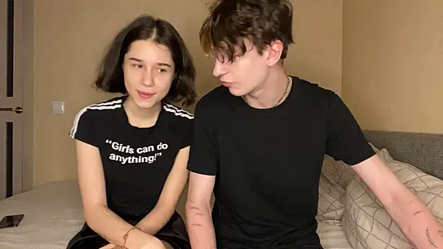 baby lesi online show from March 8, 3:13 pm