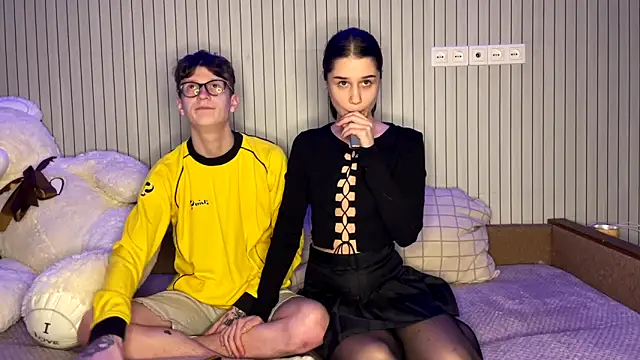 baby lesi online show from February 26, 6:52 pm