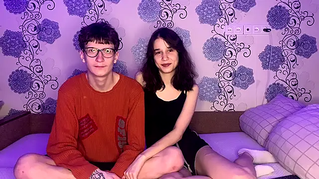 baby lesi online show from November 23, 7:13 pm