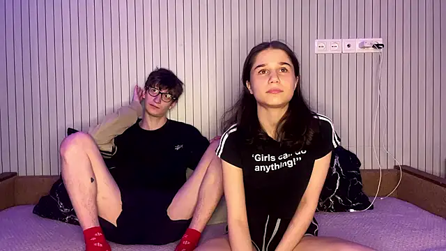 baby lesi online show from January 18, 6:33 pm