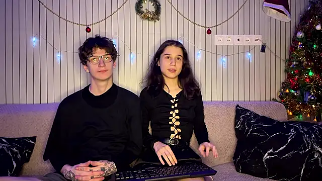 baby lesi online show from January 8, 7:09 pm