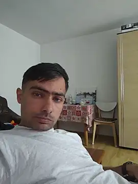 andreiiiii2025 online show from May 26, 9:29 am