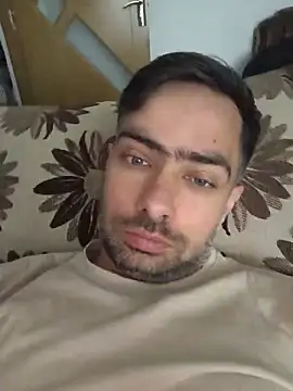 andreiiiii2025 online show from May 18, 8:08 am