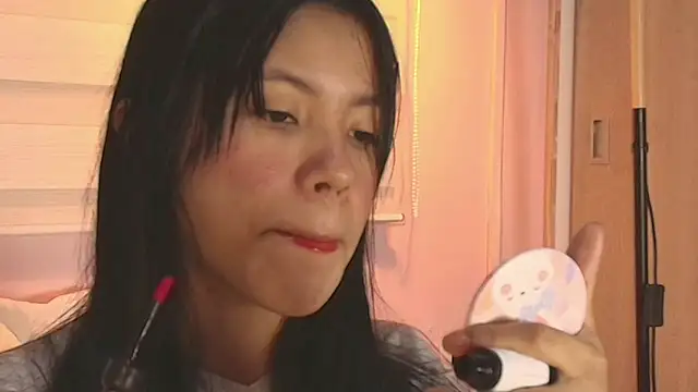 emily sweett24 online show from November 5, 11:57 am