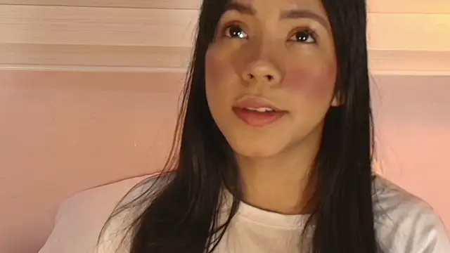 emily sweett24 online show from November 16, 12:32 pm