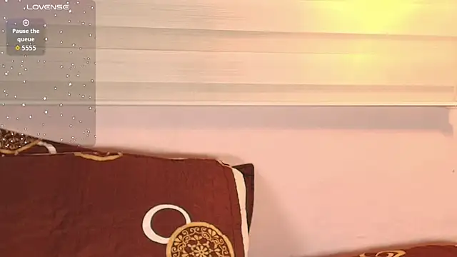 emily sweett24 online show from November 28, 12:05 pm