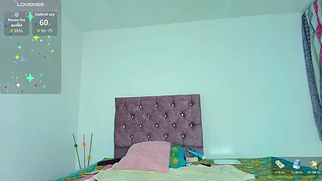 Snapshot of Rousemilf4u chatting on November 28, 9:20 am Rousemilf4u online show from November 28, 9:20 am