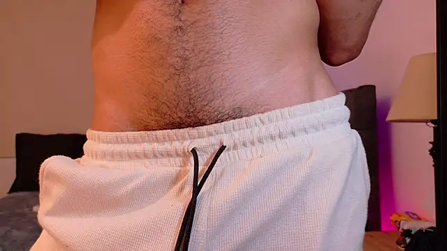 eross chipre  online show from February 7, 7:44 pm