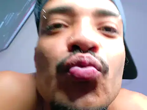 eross chipre  online show from November 13, 6:01 pm