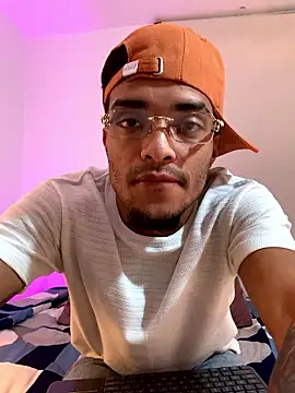 eross chipre  online show from January 7, 7:13 am