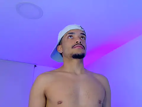 eross chipre  online show from November 21, 10:42 pm