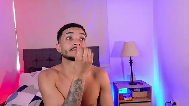 eross chipre  online show from March 14, 8:59 pm