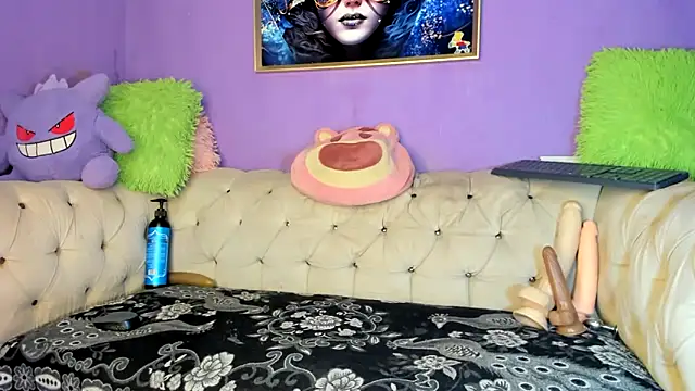 Snapshot of amydelahozgomez chatting on November 27, 12:22 am amydelahozgomez online show from November 27, 12:22 am