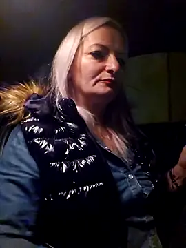 LadyTouch online show from April 4, 7:09 pm