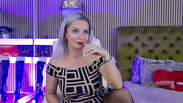 Snapshot of LadyTouch chatting on September 23, 12:50 am LadyTouch online show from September 23, 12:50 am