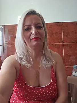 LadyTouch online show from May 11, 4:47 am