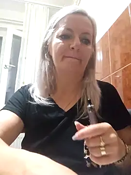 LadyTouch online show from March 31, 10:01 pm