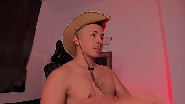 Donathoo1 online show from March 25, 11:58 pm