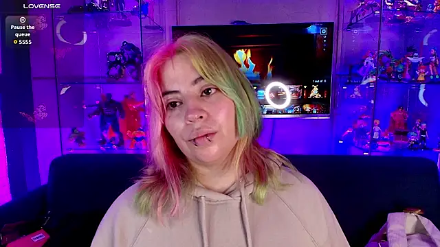 missa motato online show from February 13, 11:10 am