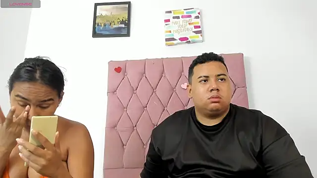 Snapshot of MICHAEL_AND_SHARON chatting on October 9, 4:24 am MICHAEL AND SHARON online show from October 9, 4:24 am