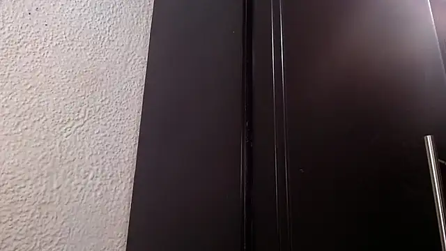 Snapshot of EngelCristaly chatting on February 28, 10:20 am EngelCristaly online show from February 28, 10:20 am