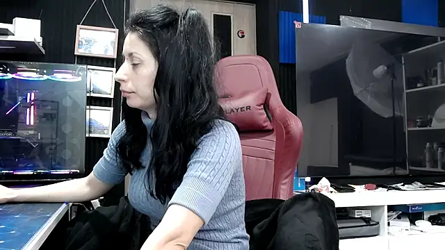 SophieRay92 online show from March 8, 5:22 pm